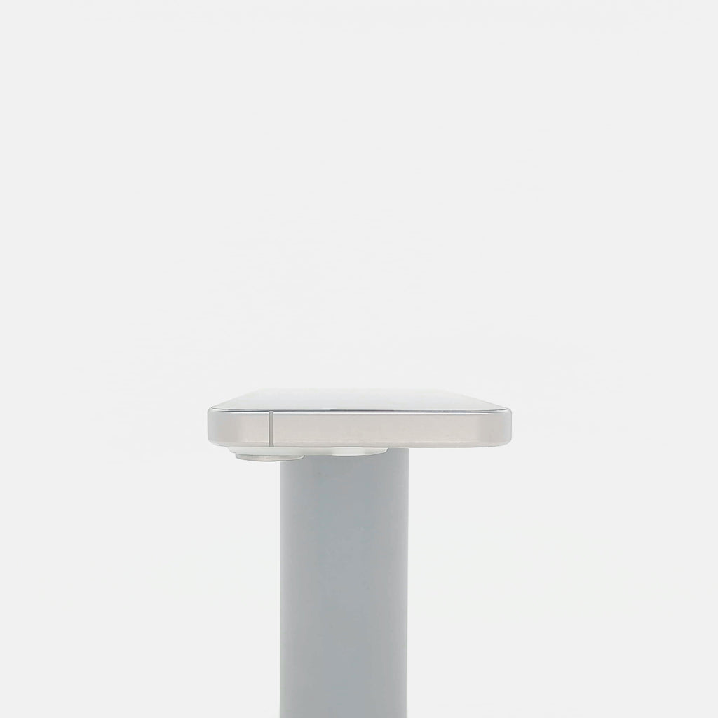 95新 Apple iPhone 15 Pro 128G 白色鈦金屬 中國大陸版