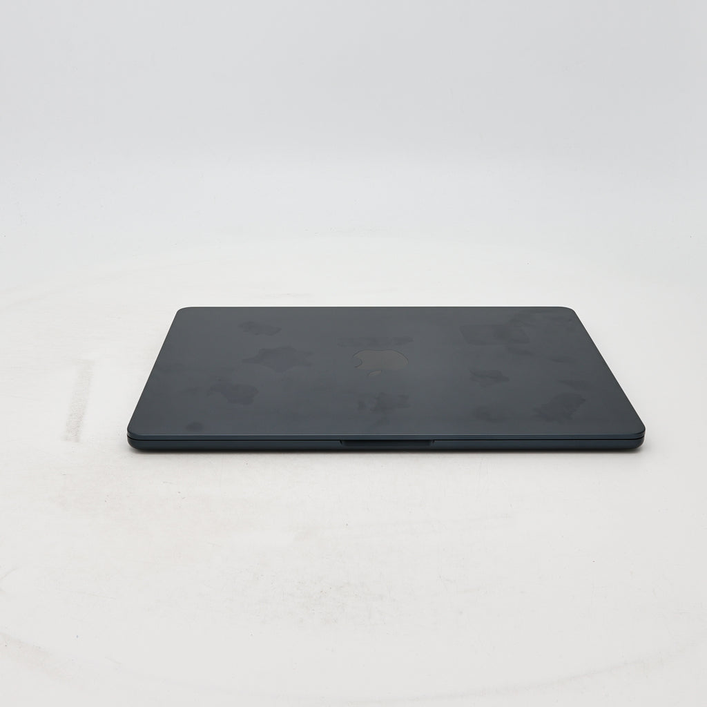 95新 Apple MacBook Air 22年 13寸 M2（8+10核） 16G RAM 256G SSD 午夜色