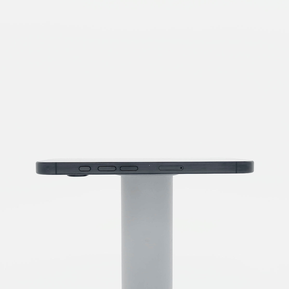 95新 Apple iPhone 16 Pro 128G 黑色鈦金屬 中國大陸版