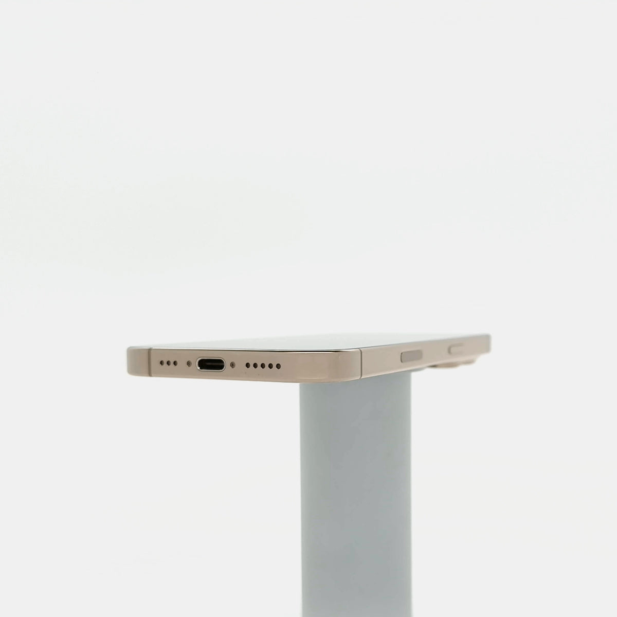 95新 Apple iPhone 16 Pro 128G 沙漠色鈦金屬 中國大陸版