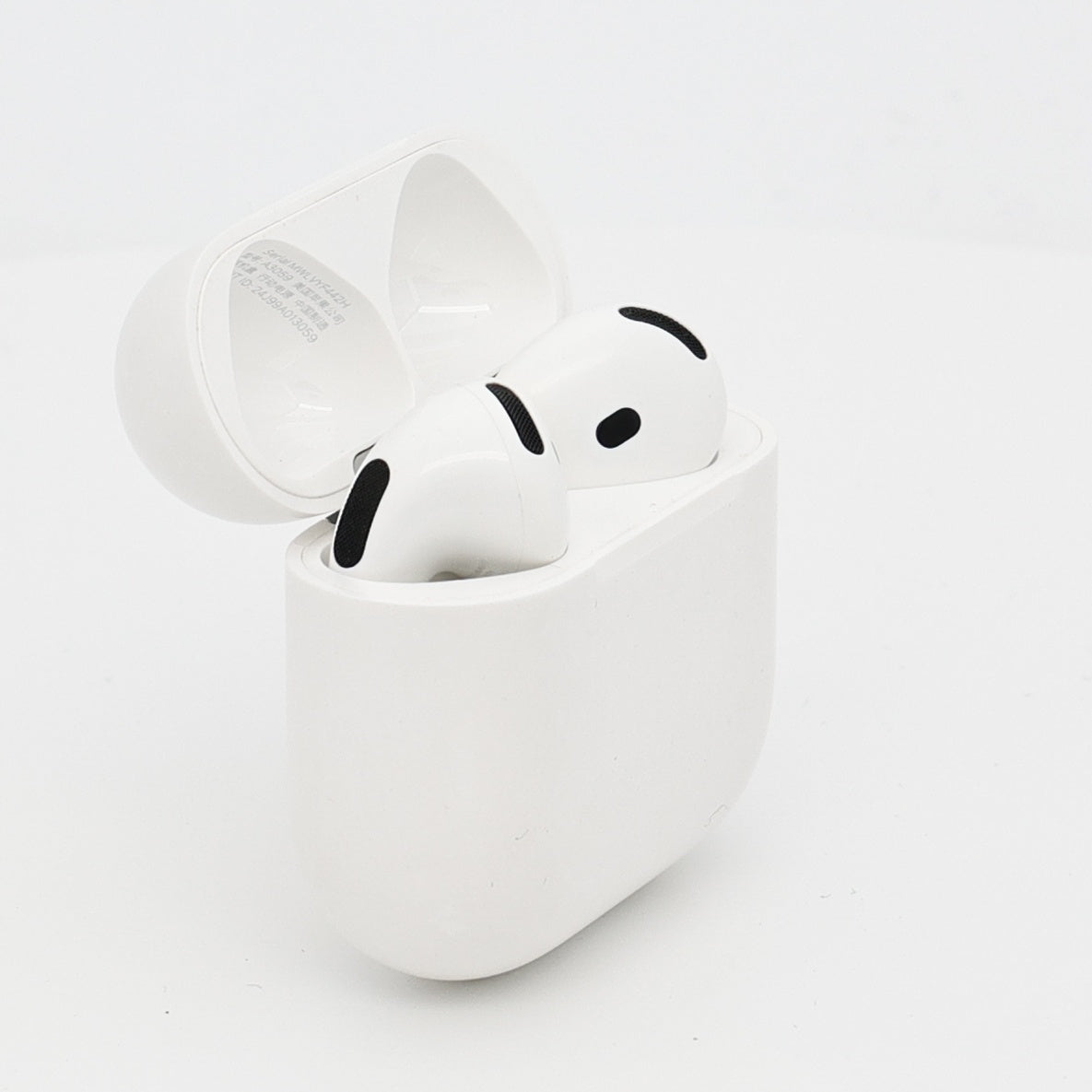 99新 Apple AirPods 4 (支持主動降噪) 白色
