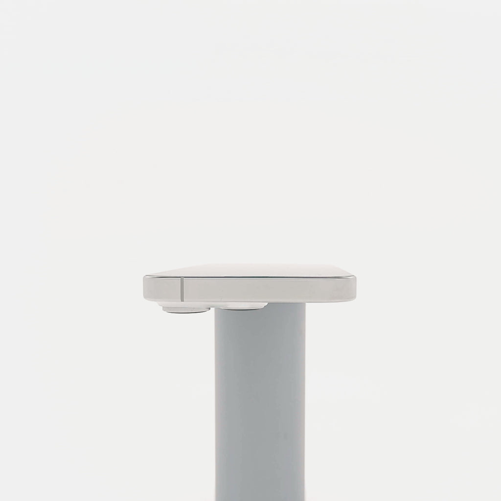 95新 Apple iPhone 16 Pro 128G 白色鈦金屬 中國大陸版