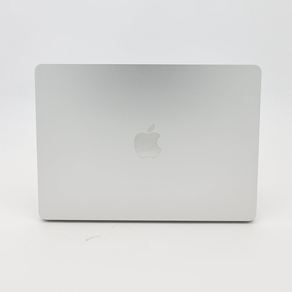 95新 Apple MacBook Air 22年 13寸 M2（8+10核） 8G RAM 512G SSD 銀色