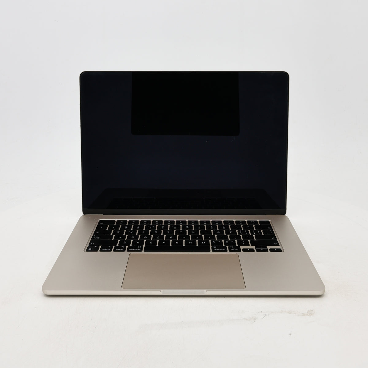 95新 Apple MacBook Air 24年 15寸 M3（8+10核） 8G RAM 256G SSD 銀色