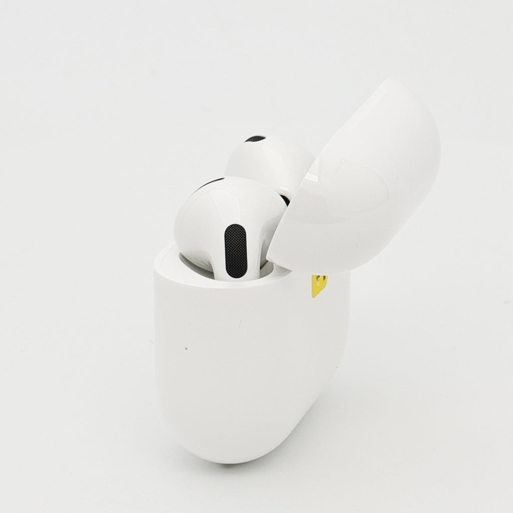 99新 Apple AirPods 5 白色