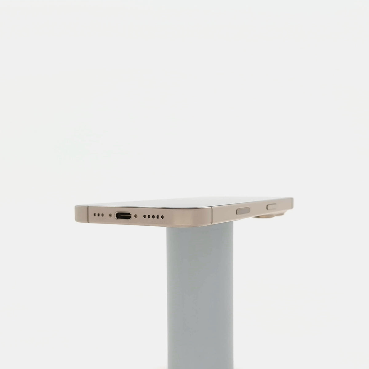 95新 Apple iPhone 16 Pro 128G 沙漠色鈦金屬 中國大陸版