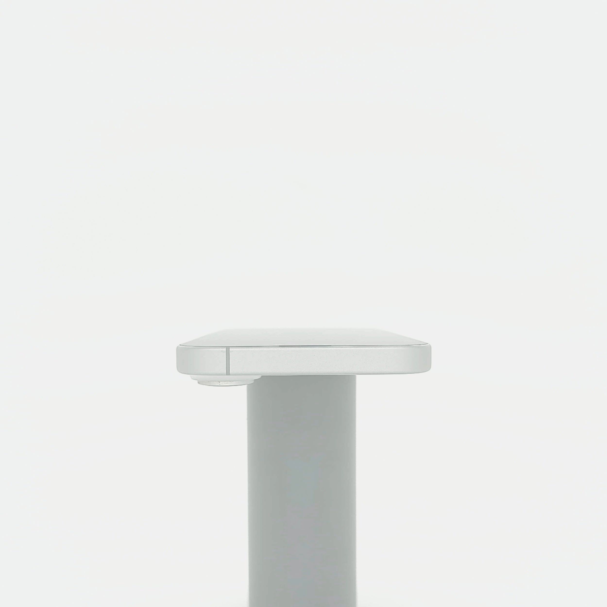 95新 Apple iPhone 16 128G 白色 中國大陸版