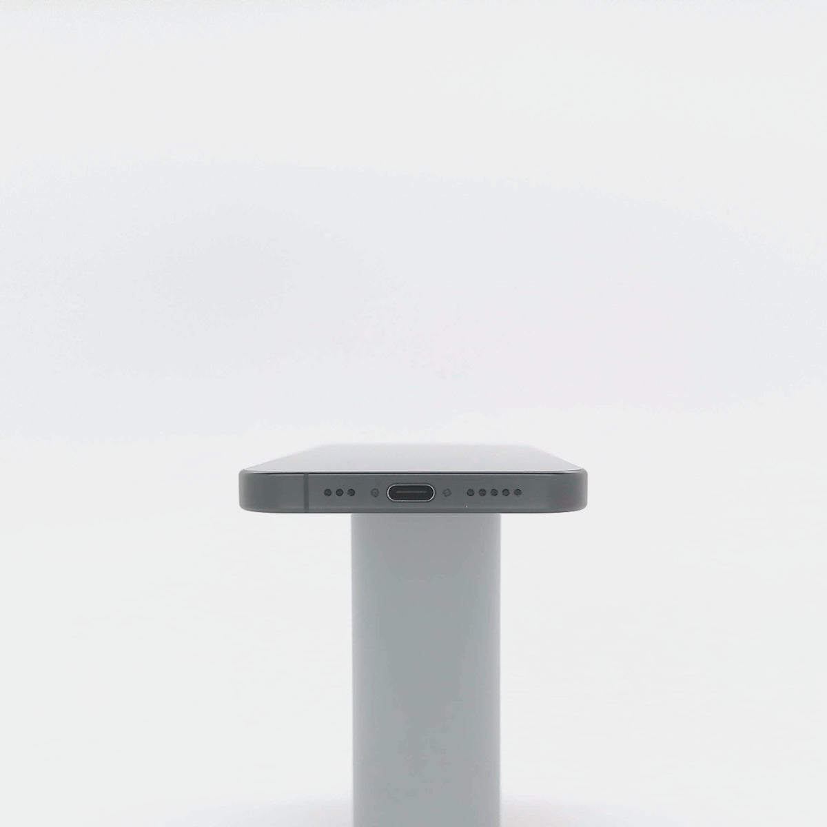 95新 Apple iPhone 16 Pro 128G 黑色鈦金屬 中國大陸版