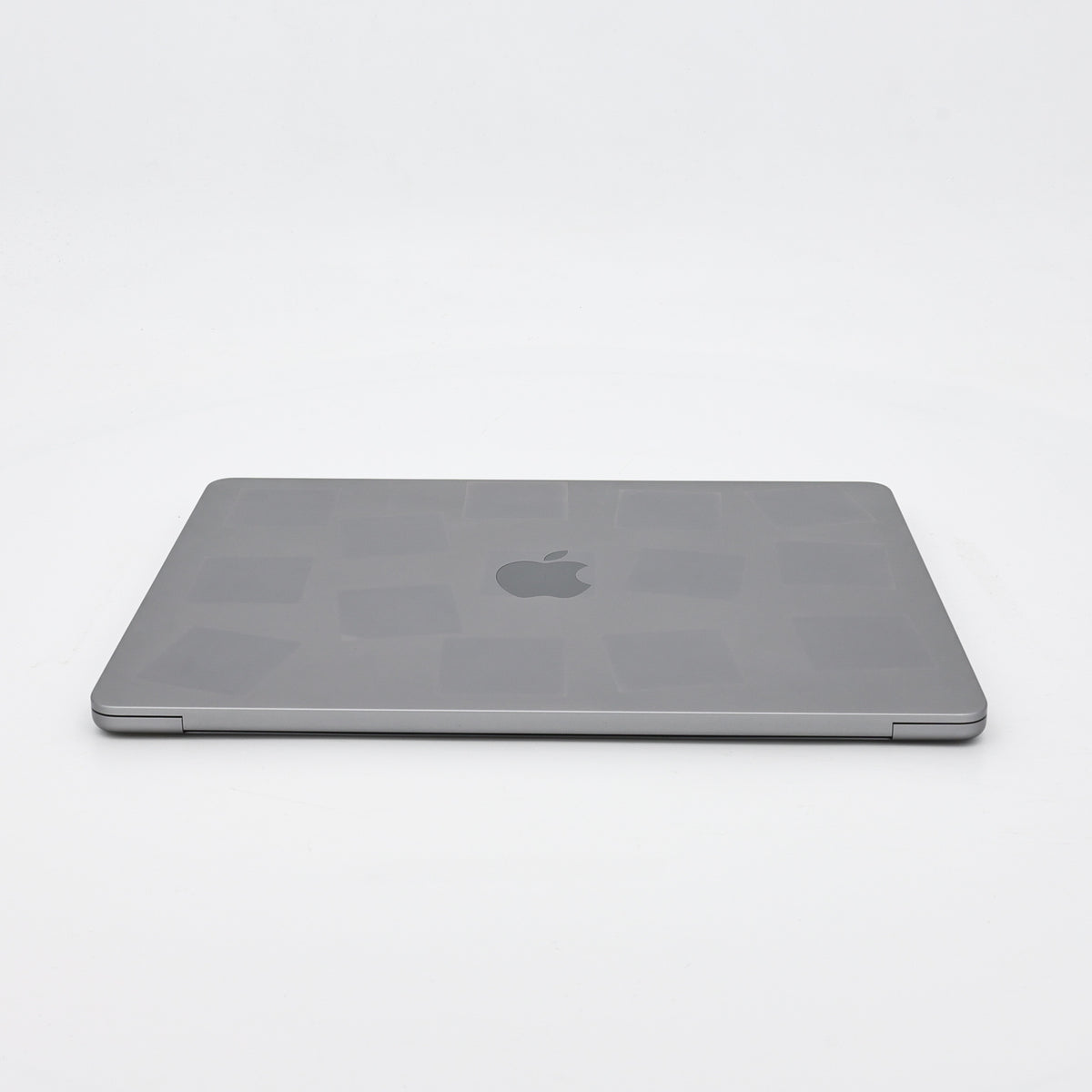 95新 Apple MacBook Air 22年 13寸 M2（8+10核） 8G RAM 512G SSD 深空灰色