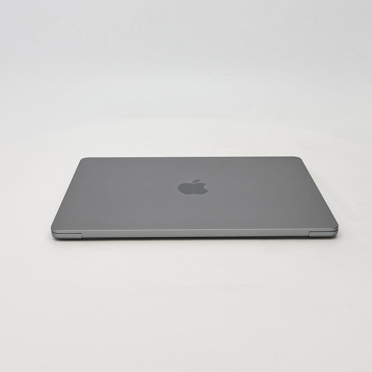 99新 Apple MacBook Air 22年 13寸 M2（8+8核） 16G RAM 256G SSD 深空灰色