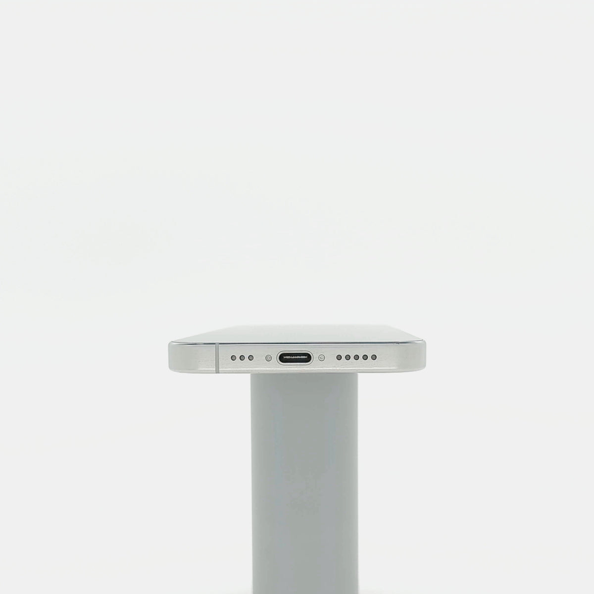 95新 Apple iPhone 16 Pro 128G 白色鈦金屬 中國大陸版