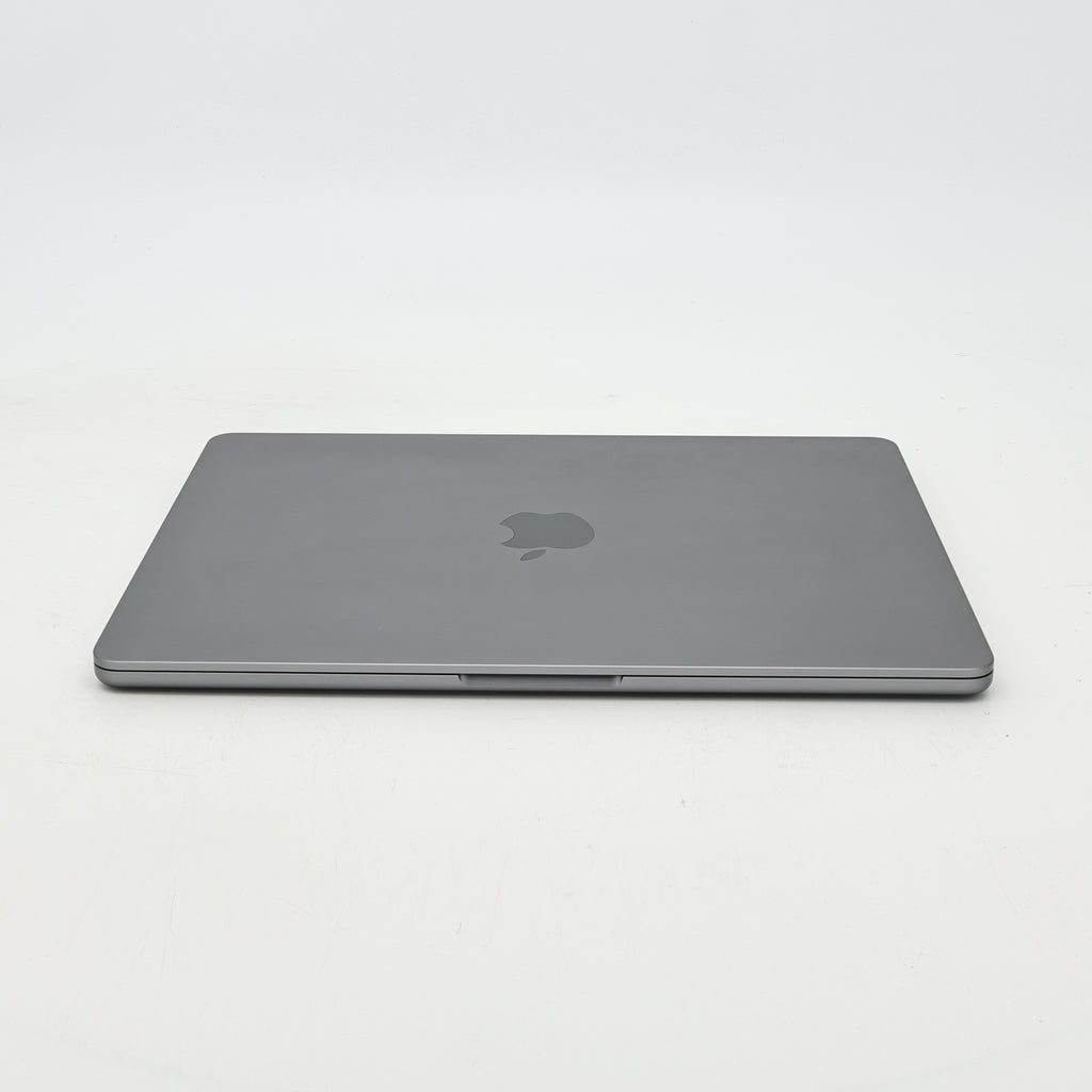 95新 Apple MacBook Air 22年 13寸 M2（8+10核） 8G RAM 512G SSD 深空灰色