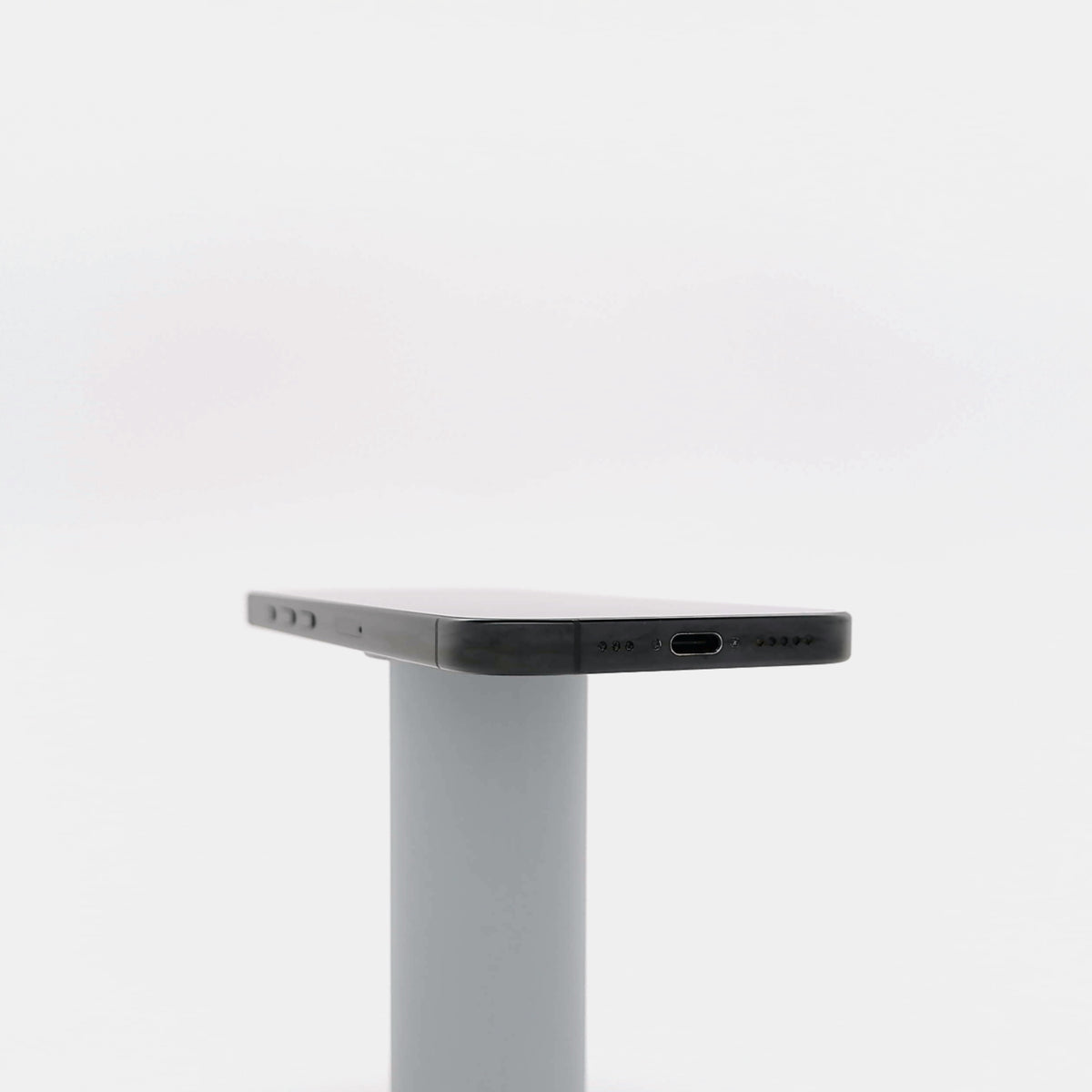 95新 Apple iPhone 16 Pro 128G 黑色鈦金屬 中國大陸版