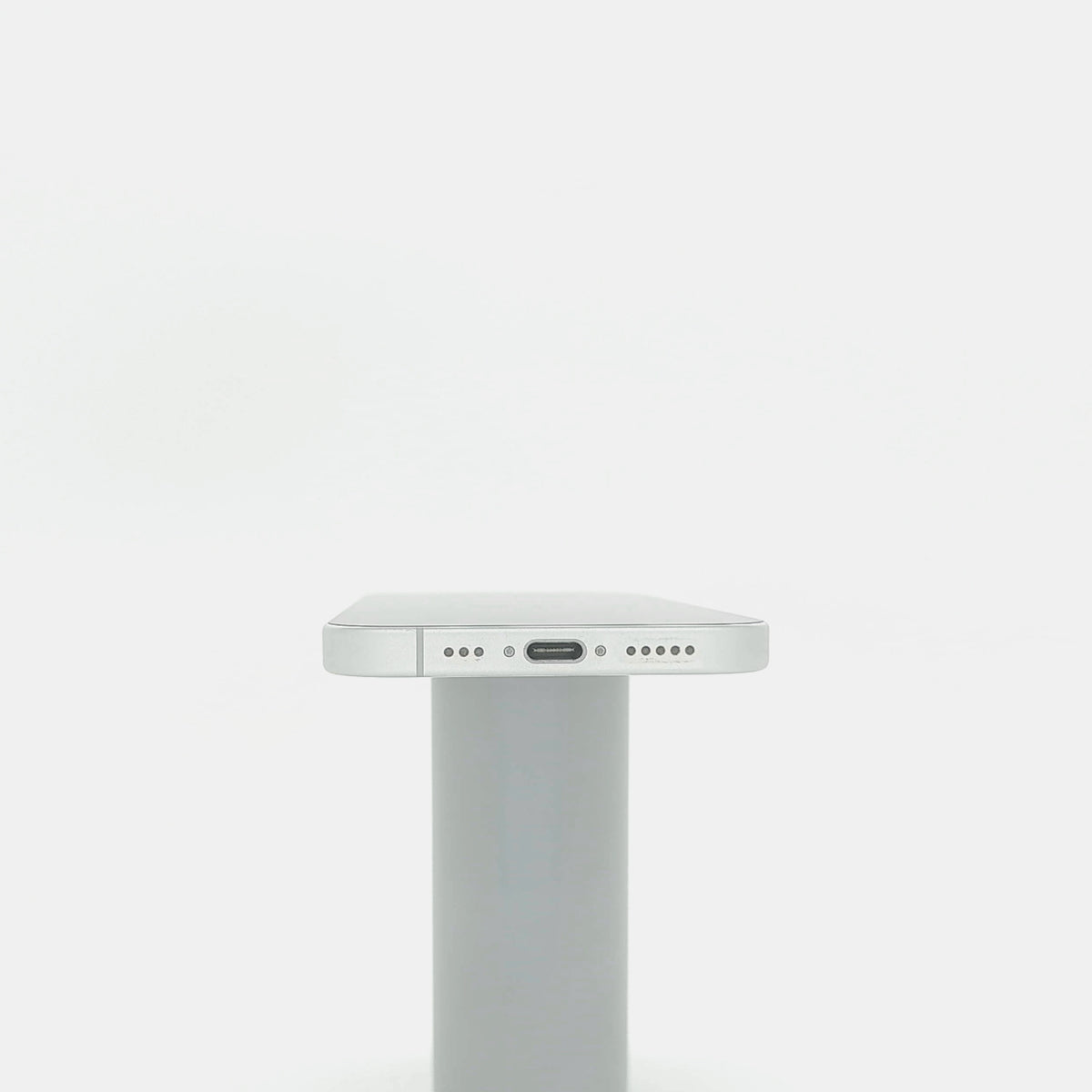 95新 Apple iPhone 16 256G 白色 中國大陸官換機