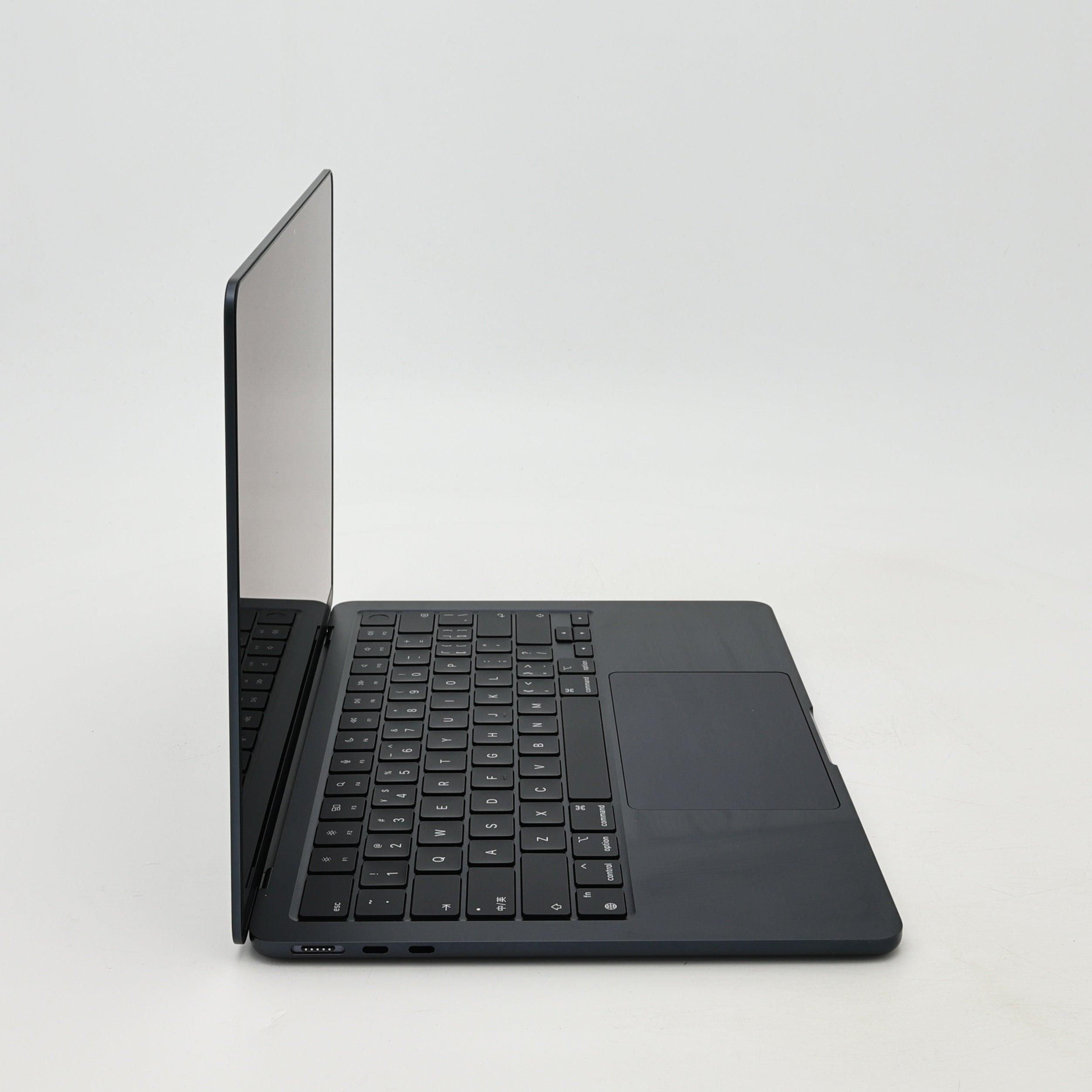 99新 Apple MacBook Air 22年 13寸 M2（8+10核） 8G RAM 512G SSD 午夜色