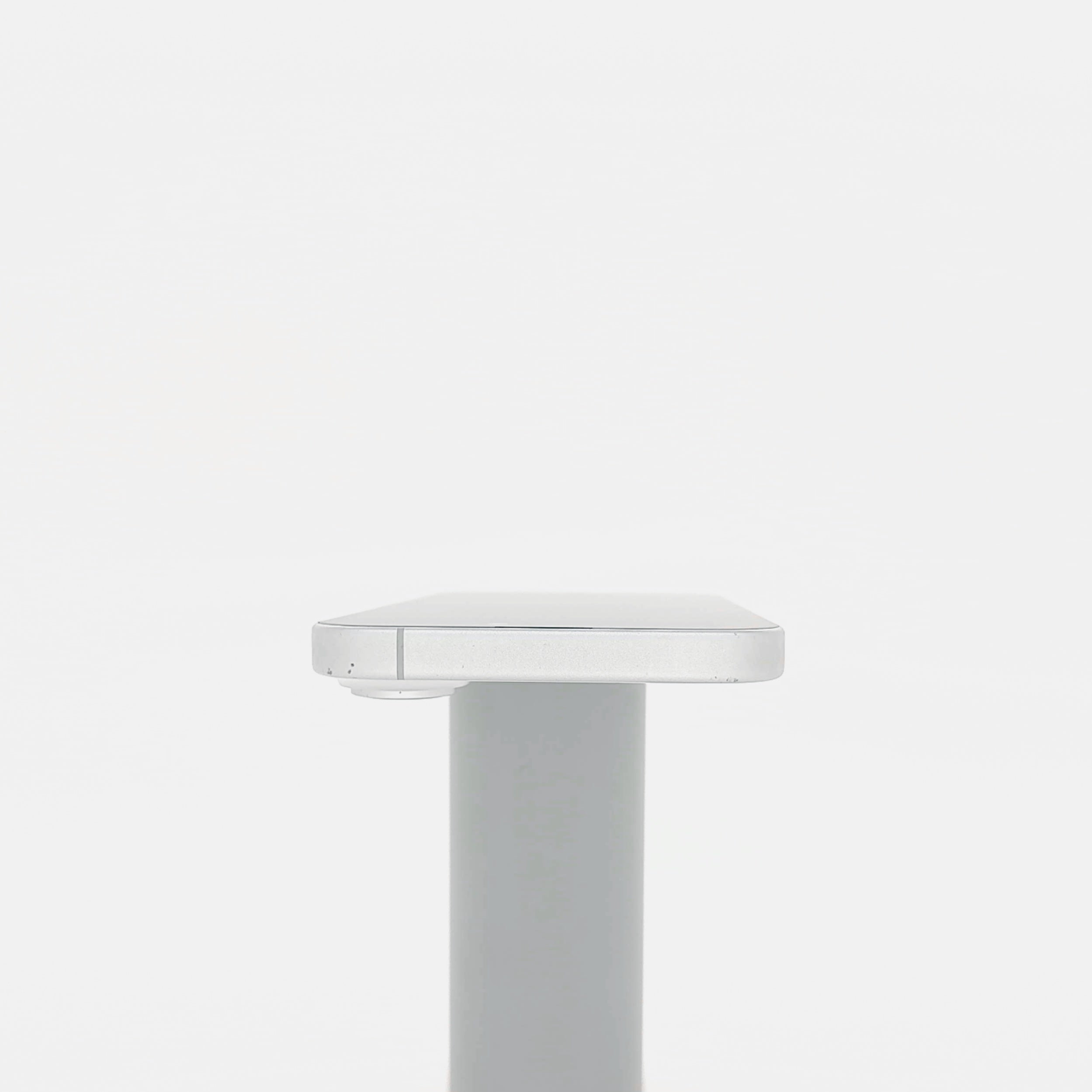 95新 Apple iPhone 16 128G 白色 中國大陸版