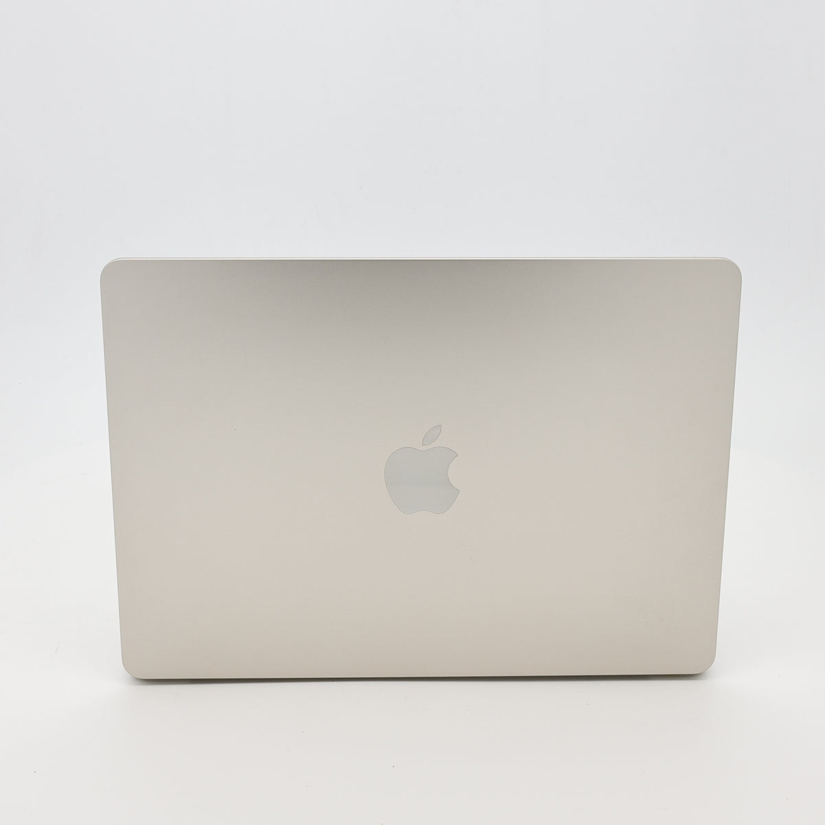 95新 Apple MacBook Air 22年 13寸 M2（8+8核） 8G RAM 256G SSD 星光色