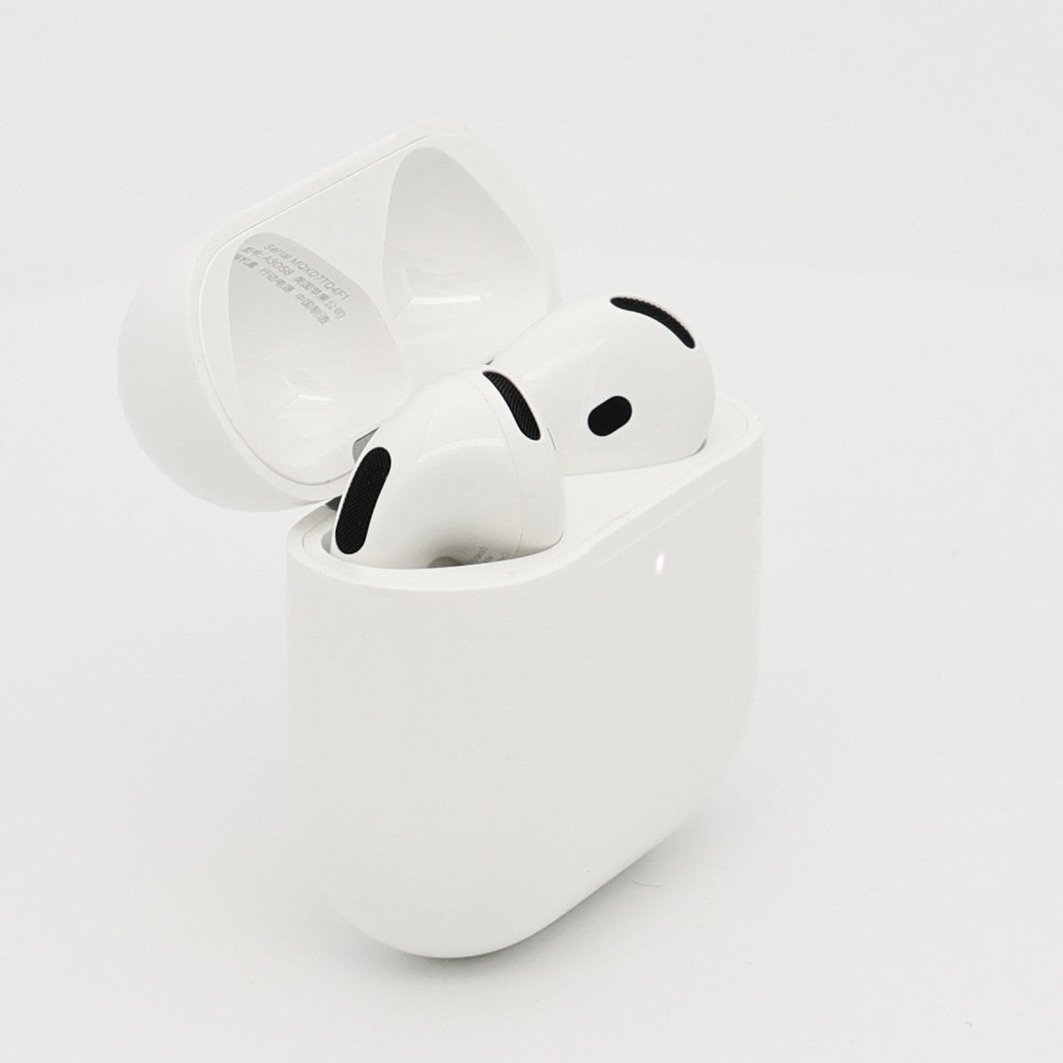 99新 Apple AirPods 4 (不支持主動降噪) 白色