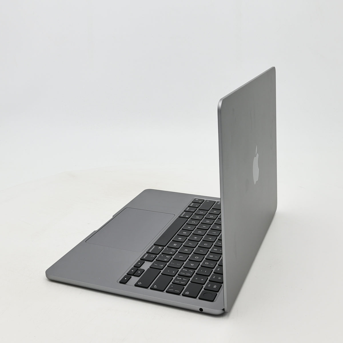 99新 Apple MacBook Air 22年 13寸 M2（8+8核） 8G RAM 256G SSD 深空灰色