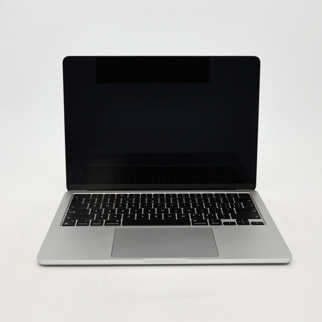 99新 Apple MacBook Air 22年 13寸 M2（8+8核） 8G RAM 256G SSD 銀色