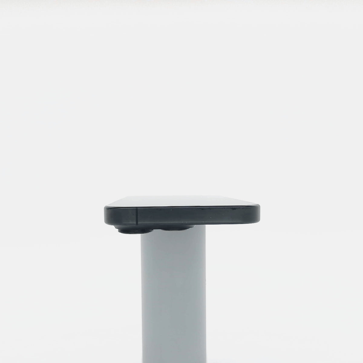 95新 Apple iPhone 16 Pro 128G 黑色鈦金屬 中國大陸版