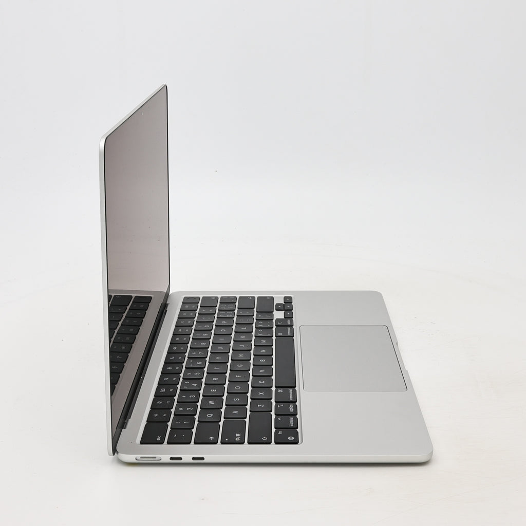 99新 Apple MacBook Air 22年 13寸 M2（8+10核） 8G RAM 512G SSD 銀色