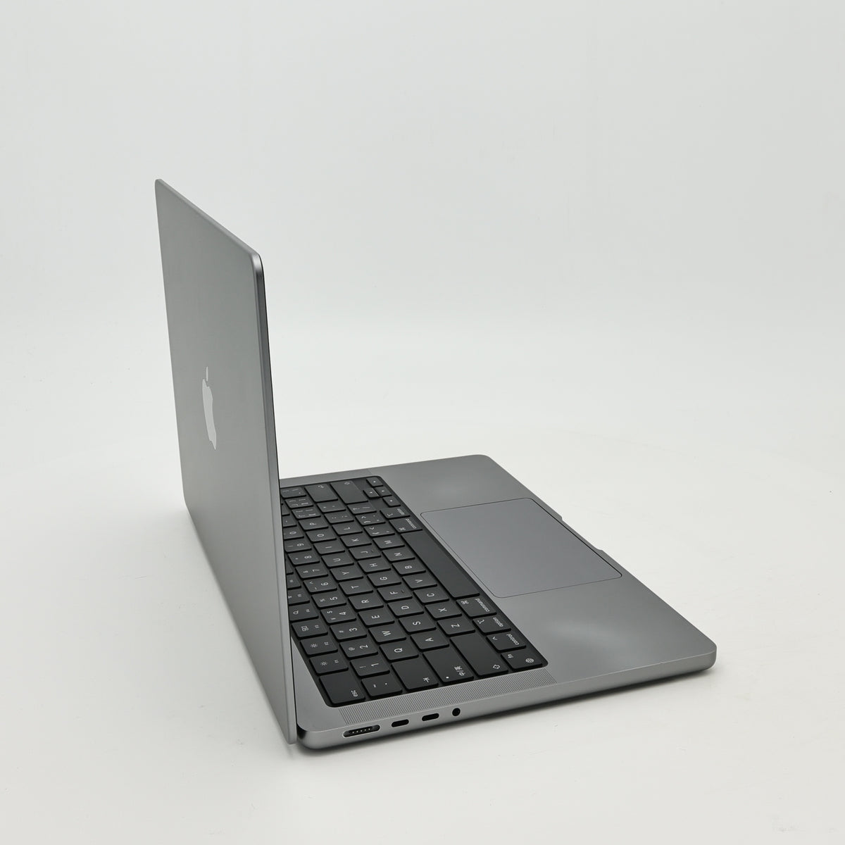 95新 Apple MacBook Pro 23年 14寸 M3（8+10核） 8G RAM 512G SSD 深空灰色