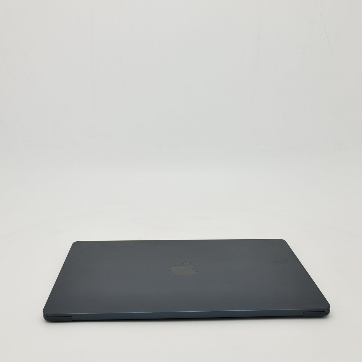 99新 Apple MacBook Air 24年 15寸 M3（8+10核） 8G RAM 256G SSD 午夜色