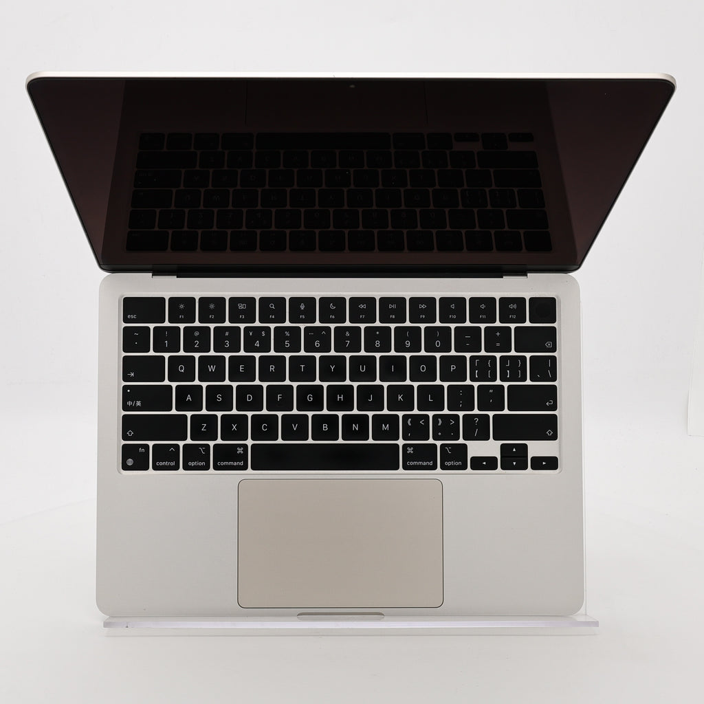 95新 Apple MacBook Air 24年 13寸 M3（8+10核） 8G RAM 512G SSD 星光色