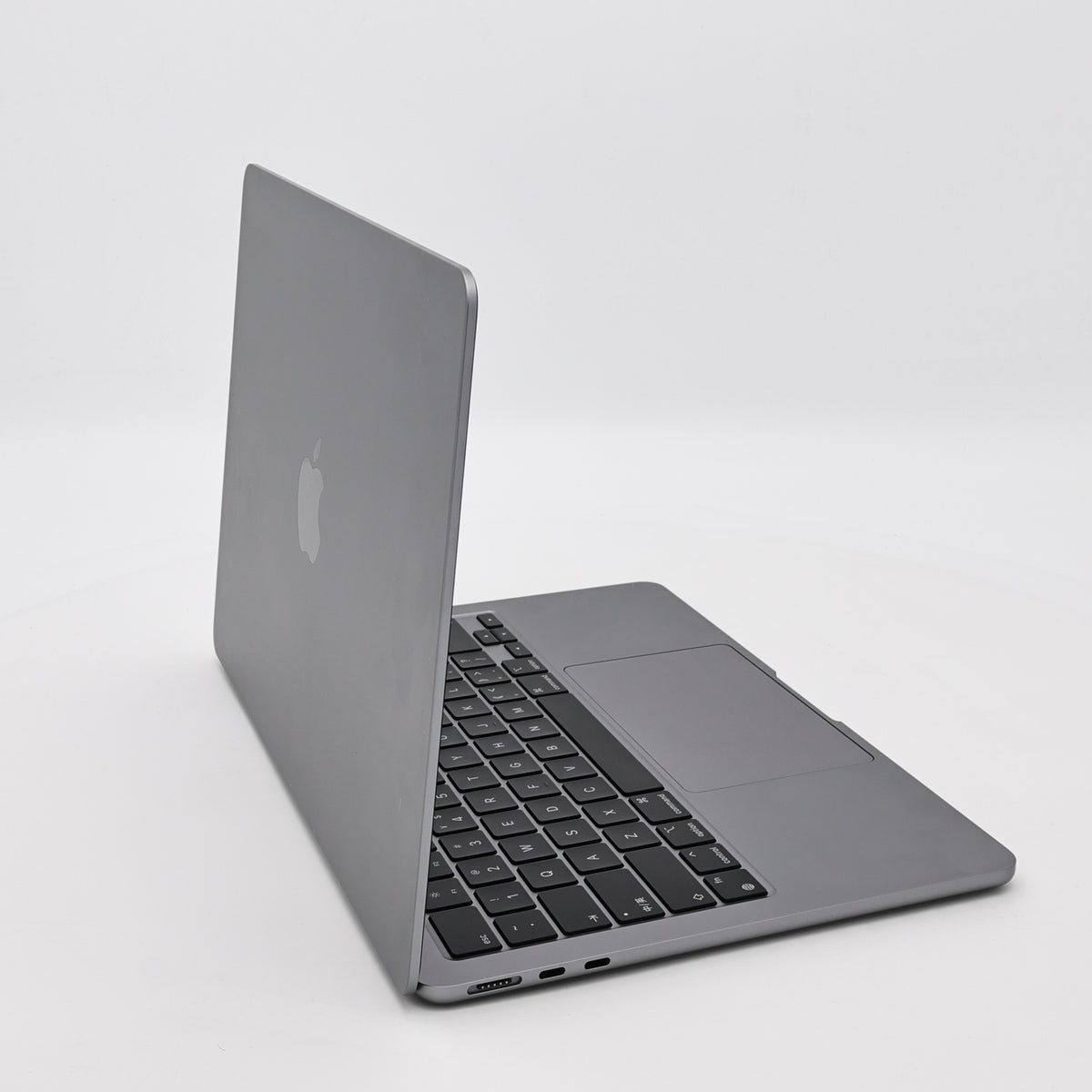 99新 Apple MacBook Air 24年 13寸 M3（8+8核） 8G RAM 256G SSD 深空灰色
