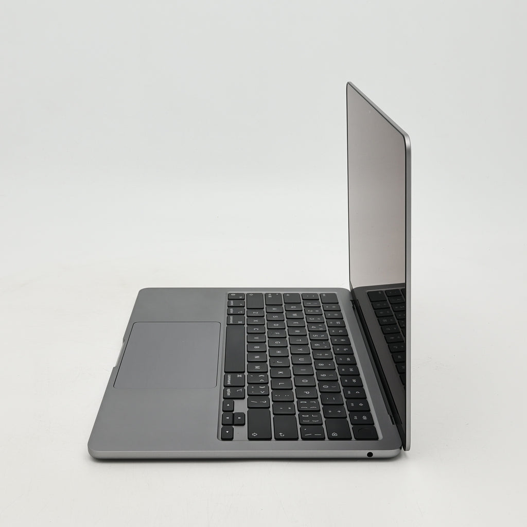 95新 Apple MacBook Air 22年 13寸 M2（8+8核） 8G RAM 256G SSD 深空灰色