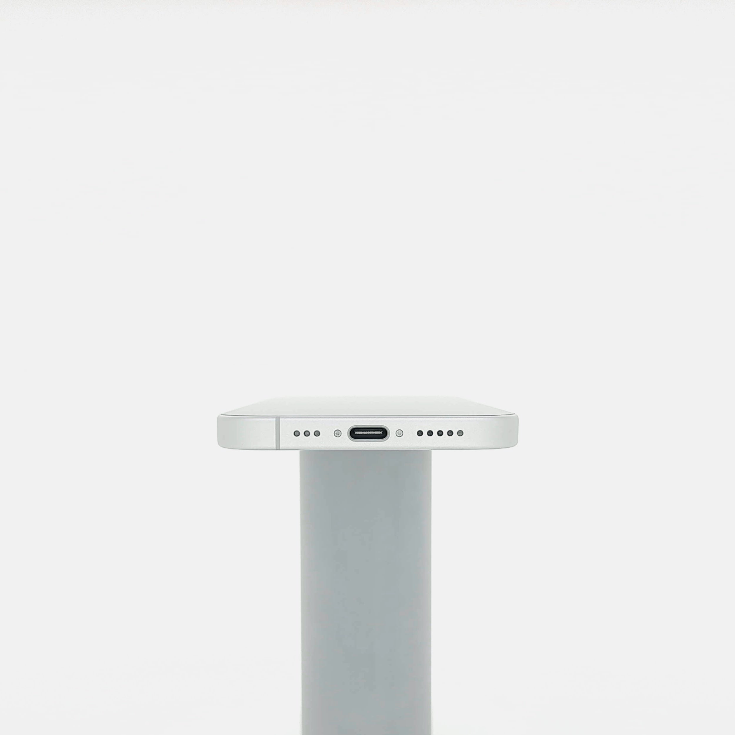 99新 Apple iPhone 16 256G 白色 中國大陸官換機