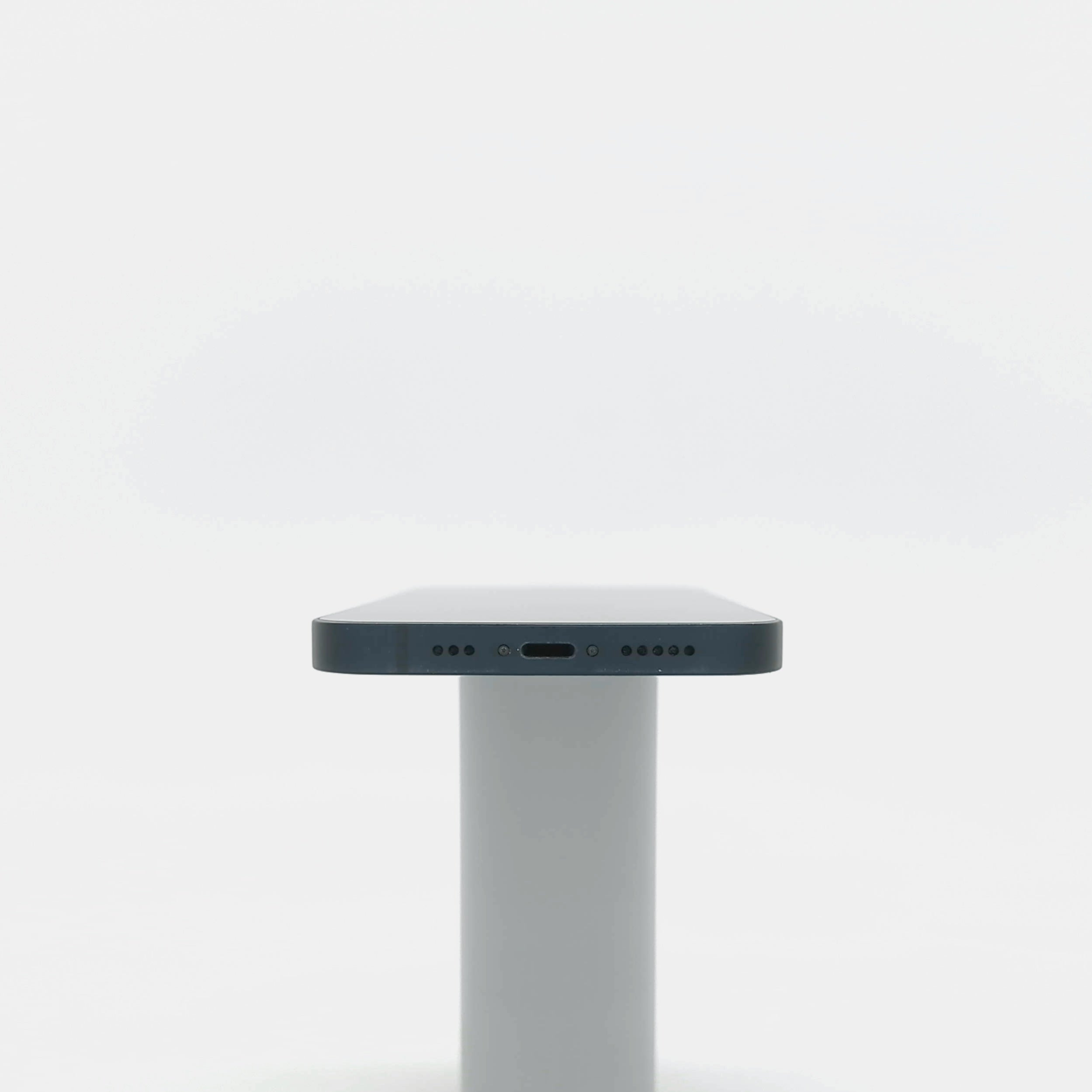 95新 Apple iPhone 13 128G 午夜色 中國大陸版