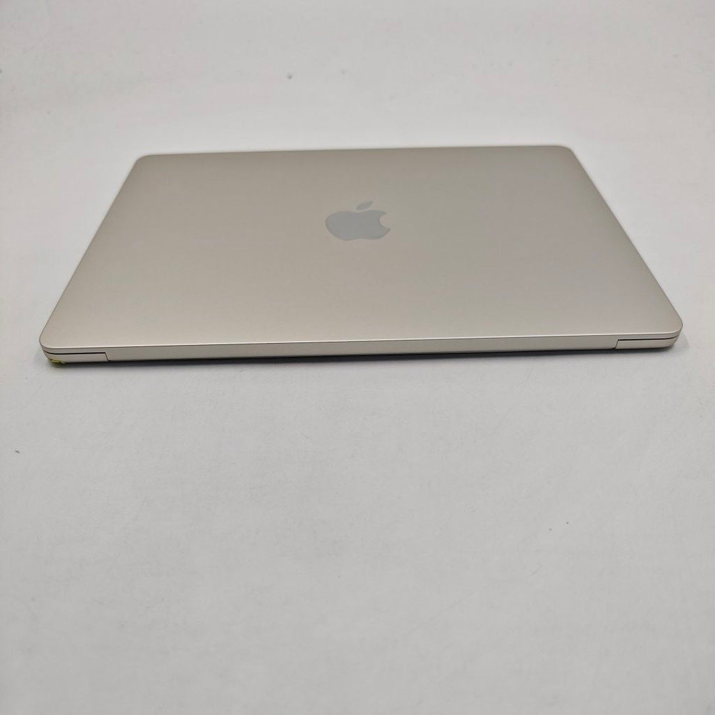 95新 Apple MacBook Air 22年 13寸 M2（8+8核） 8G RAM 256G SSD 星光色