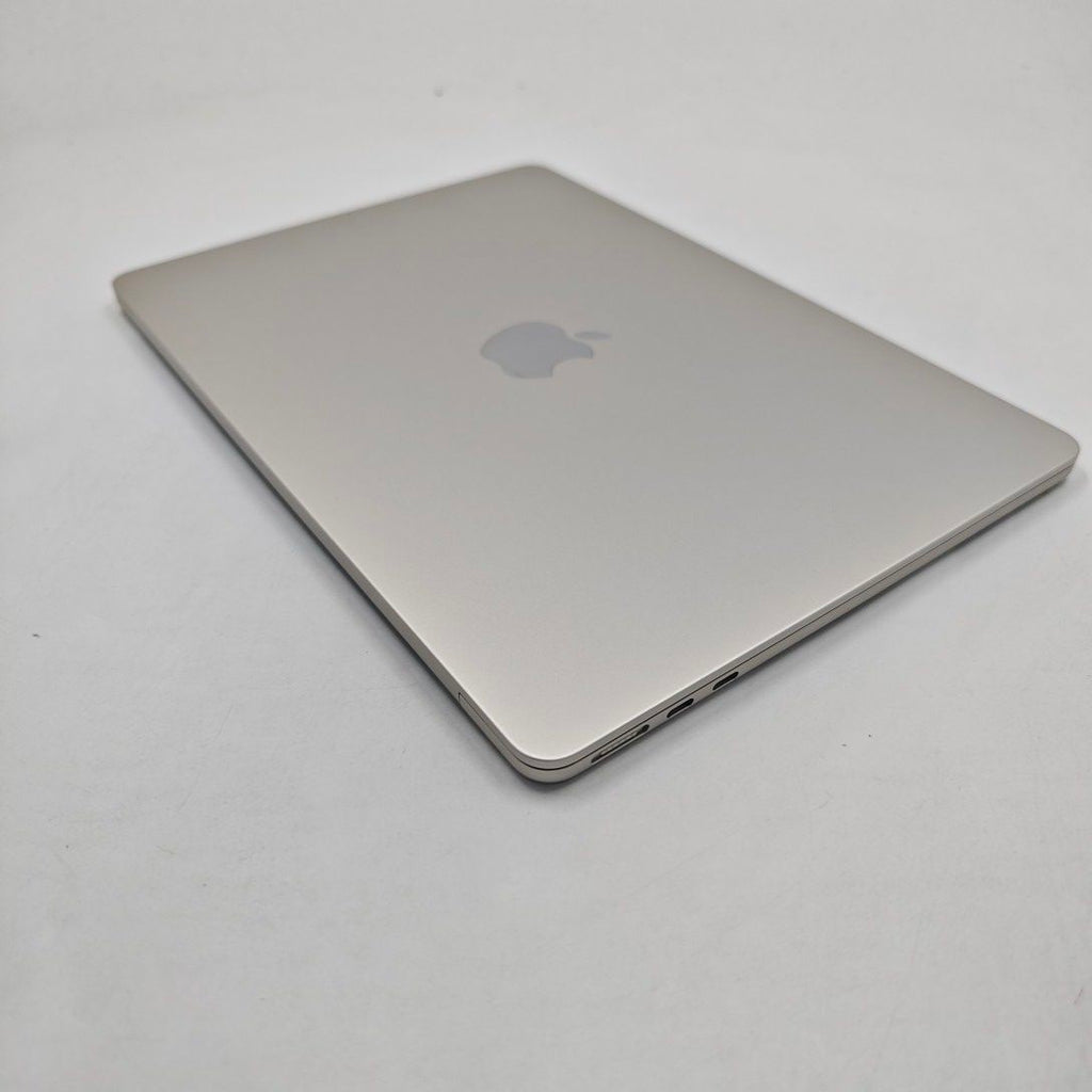 95新 Apple MacBook Air 22年 13寸 M2（8+8核） 8G RAM 256G SSD 星光色