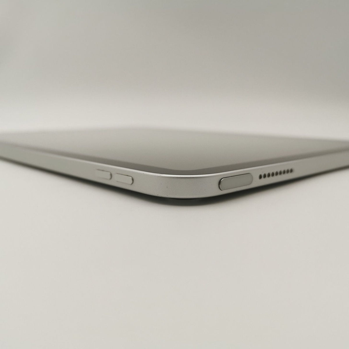 99新 Apple iPad 10代 64G 銀色 WIFI