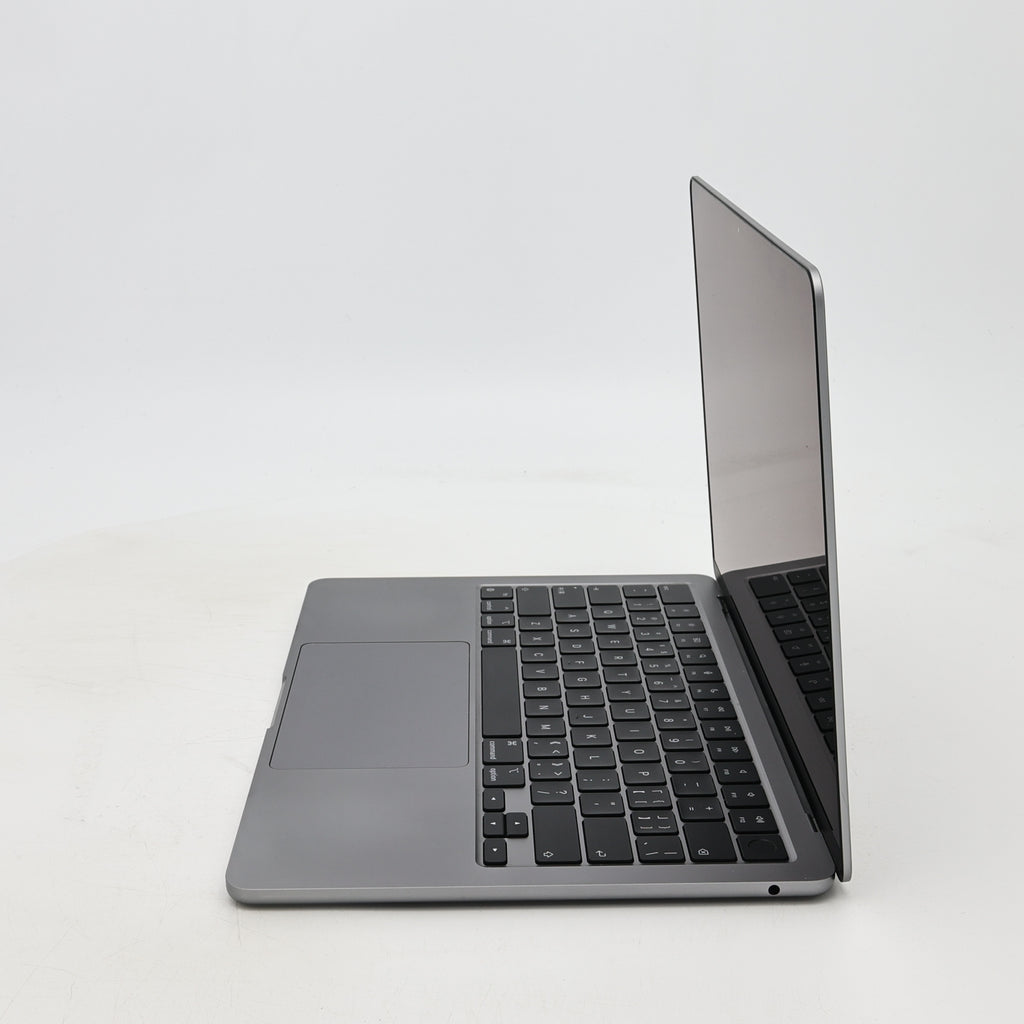 95新 Apple MacBook Air 22年 13寸 M2（8+8核） 8G RAM 256G SSD 深空灰色