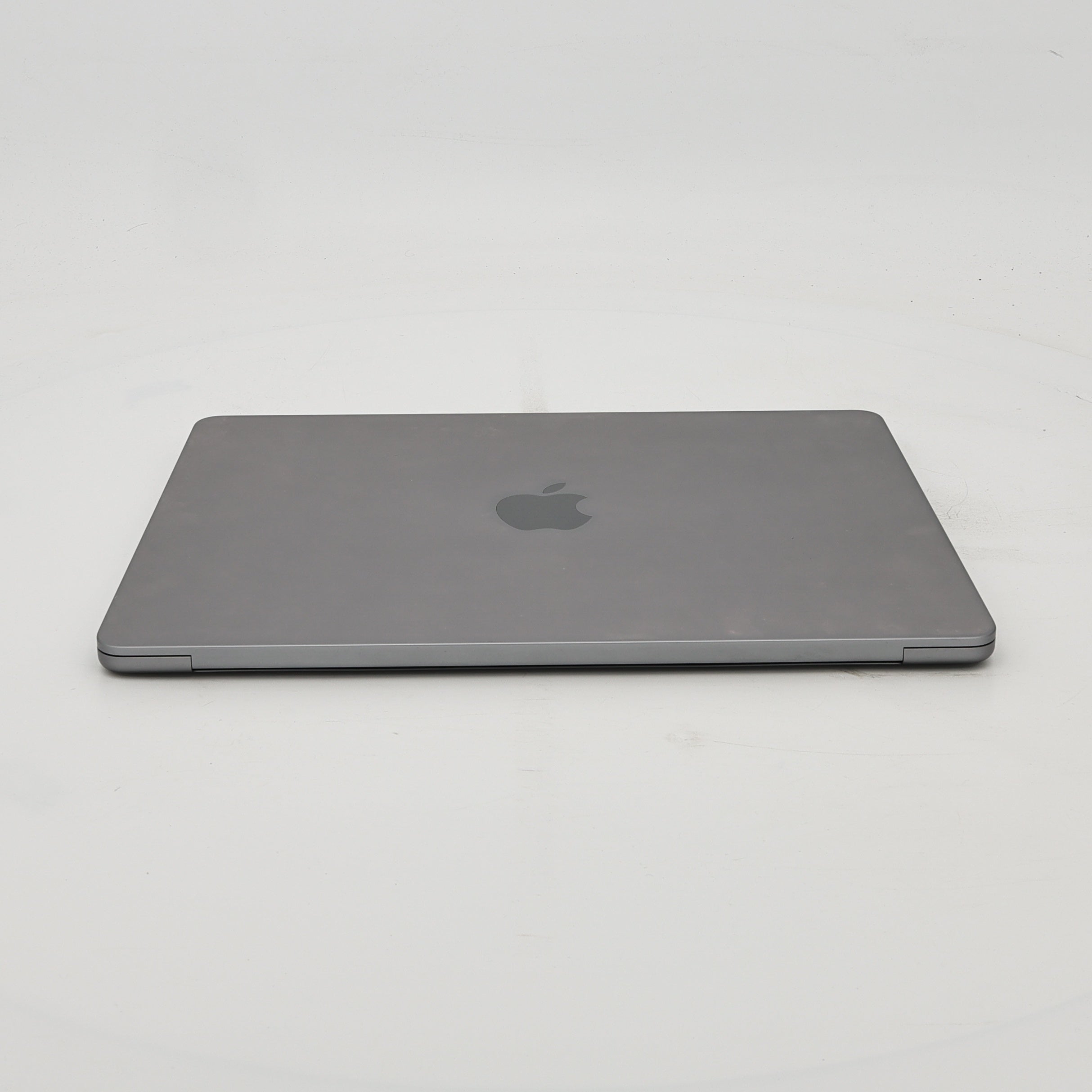 99新 Apple MacBook Air 22年 13寸 M2（8+8核） 8G RAM 256G SSD 深空灰色