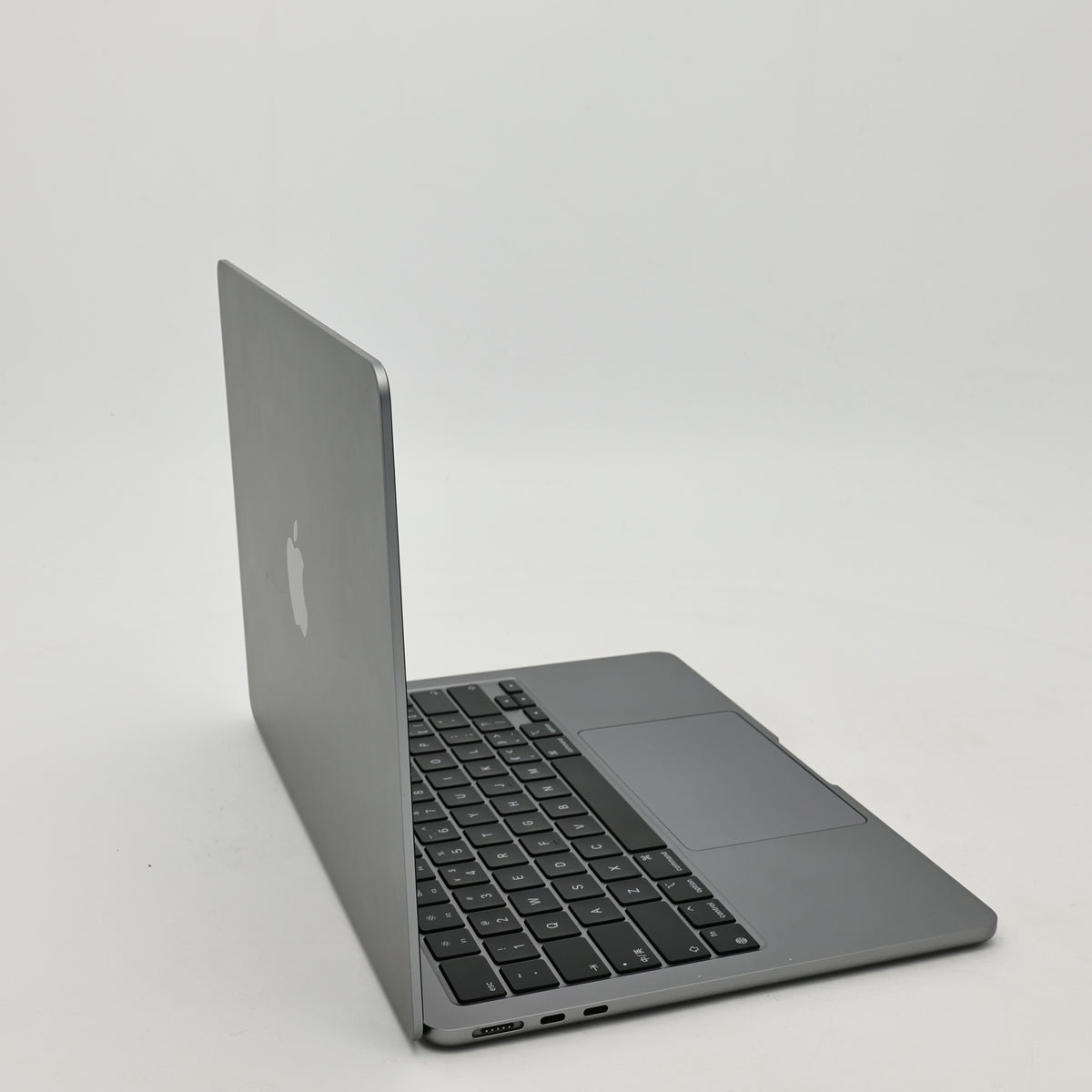 95新 Apple MacBook Air 22年 13寸 M2（8+10核） 16G RAM 256G SSD 深空灰色