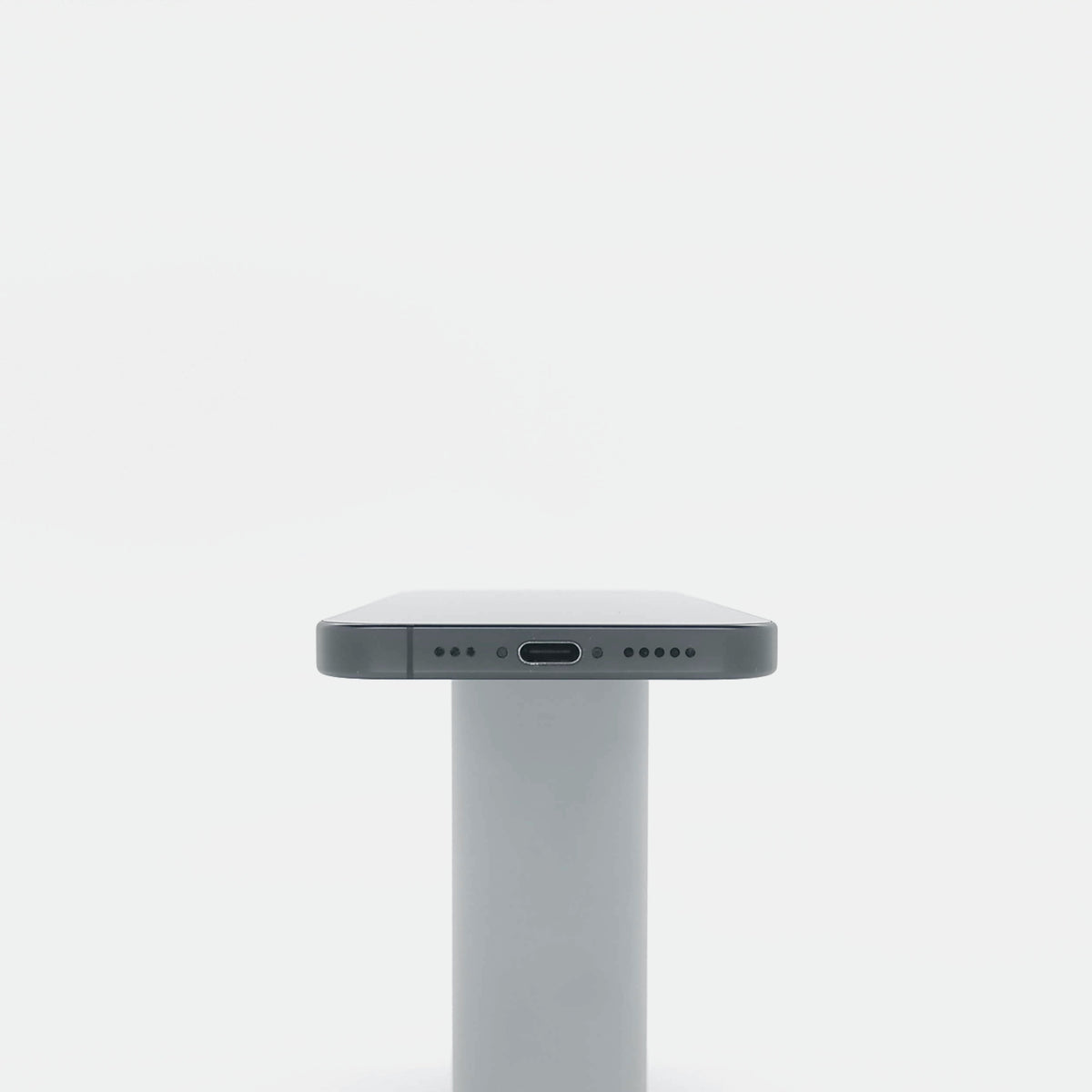 95新 Apple iPhone 16 Pro 128G 黑色鈦金屬 中國大陸版