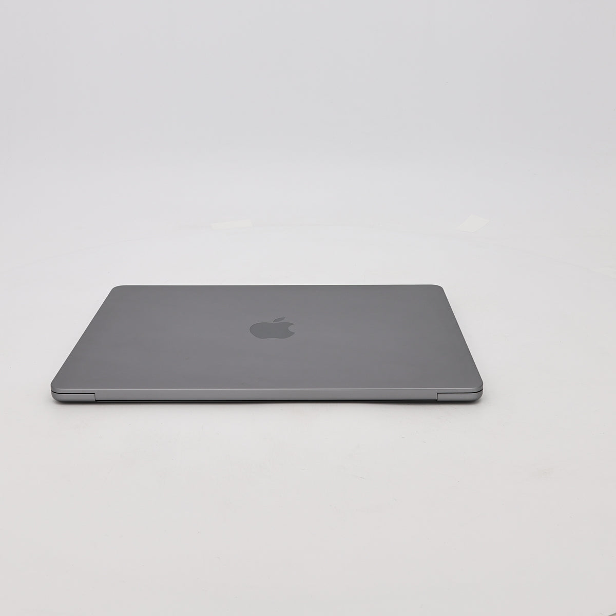 95新 Apple MacBook Air 22年 13寸 M2（8+8核） 16G RAM 256G SSD 深空灰色