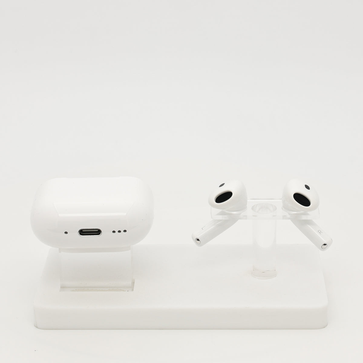 99新 Apple AirPods 5 白色