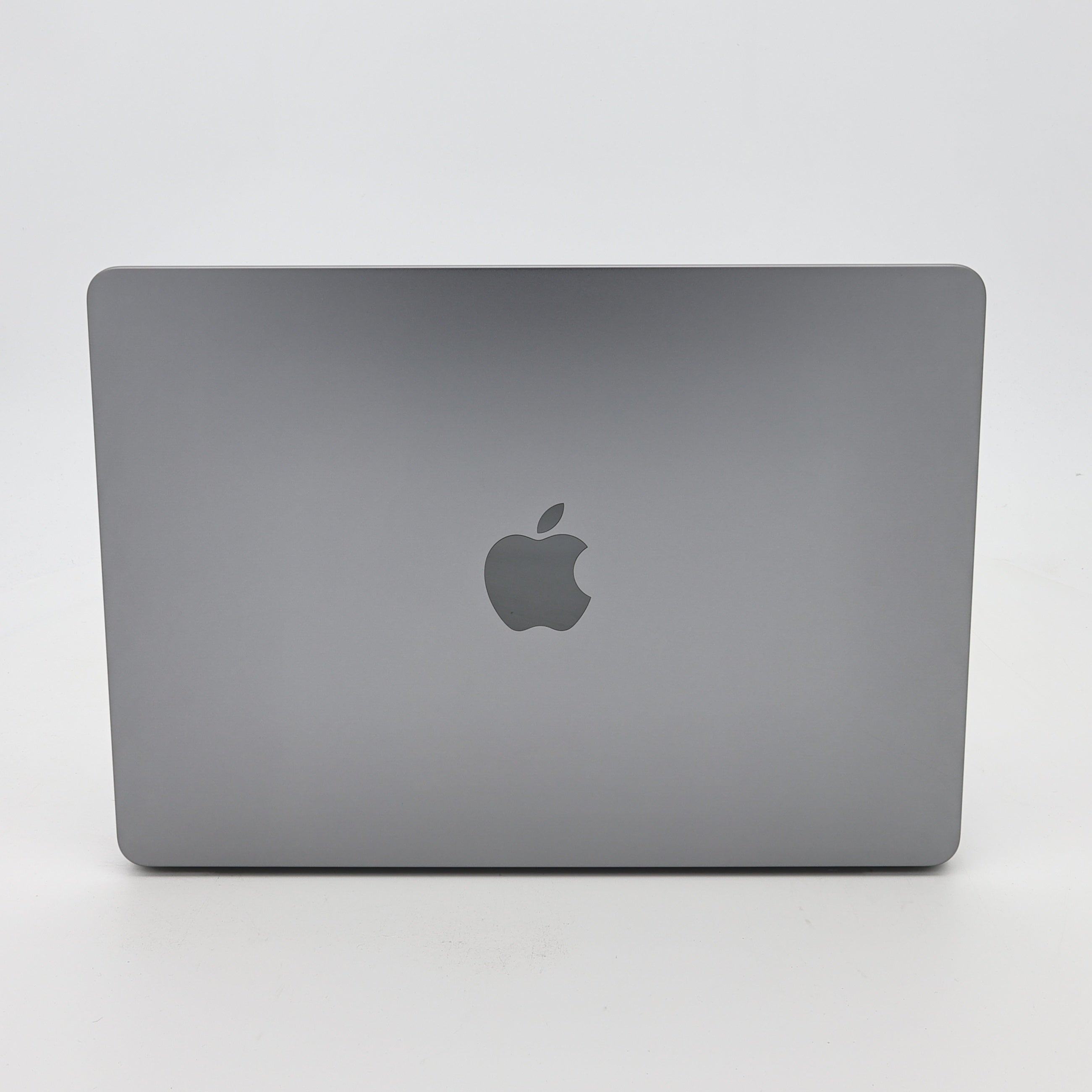 95新 Apple MacBook Air 22年 13寸 M2（8+8核） 8G RAM 256G SSD 深空灰色