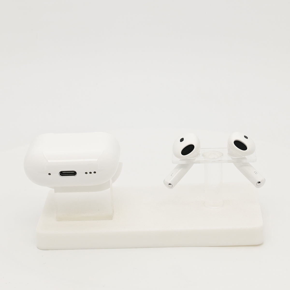 99新 Apple AirPods 4 (支持主動降噪) 白色