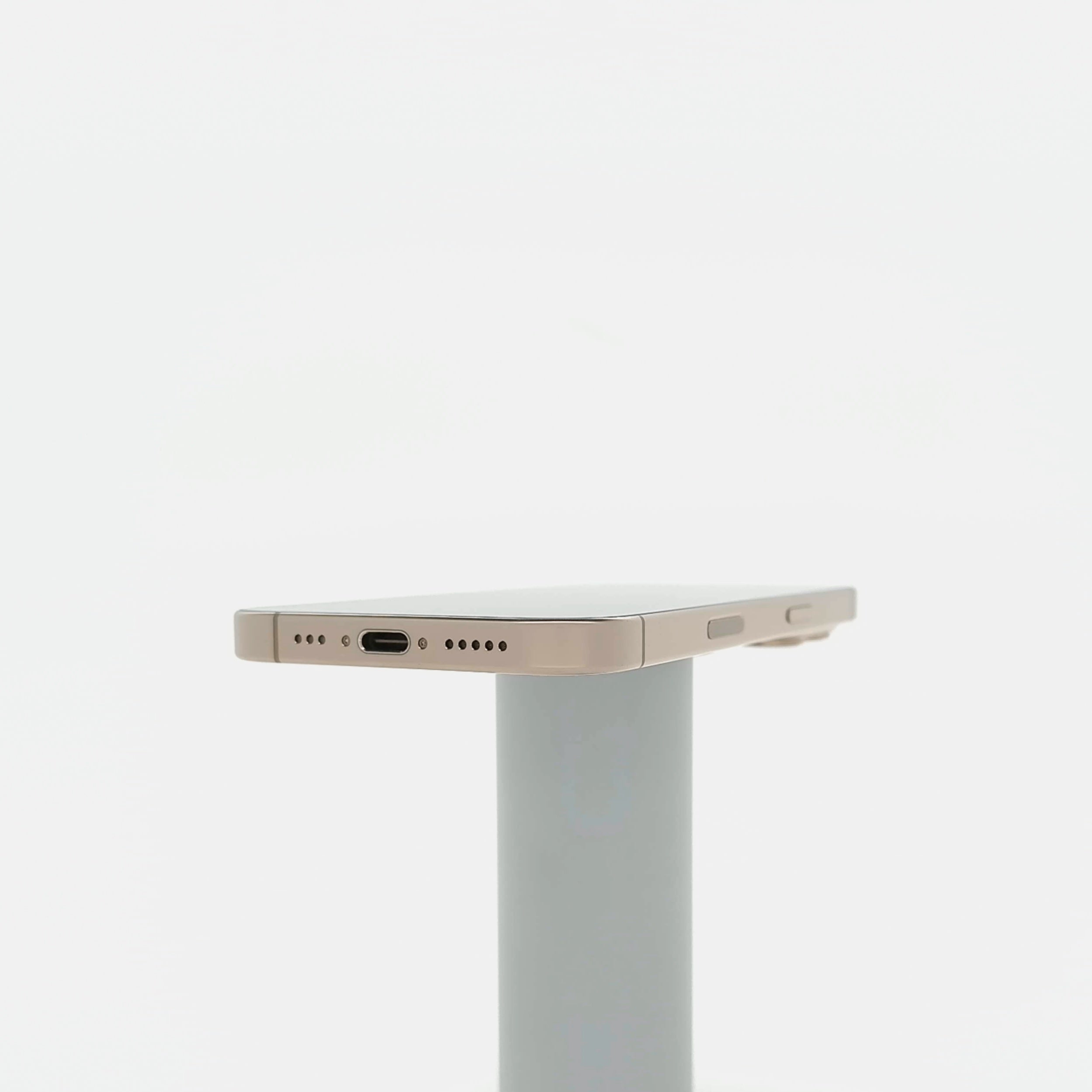 95新 Apple iPhone 16 Pro 128G 沙漠色鈦金屬 中國大陸版