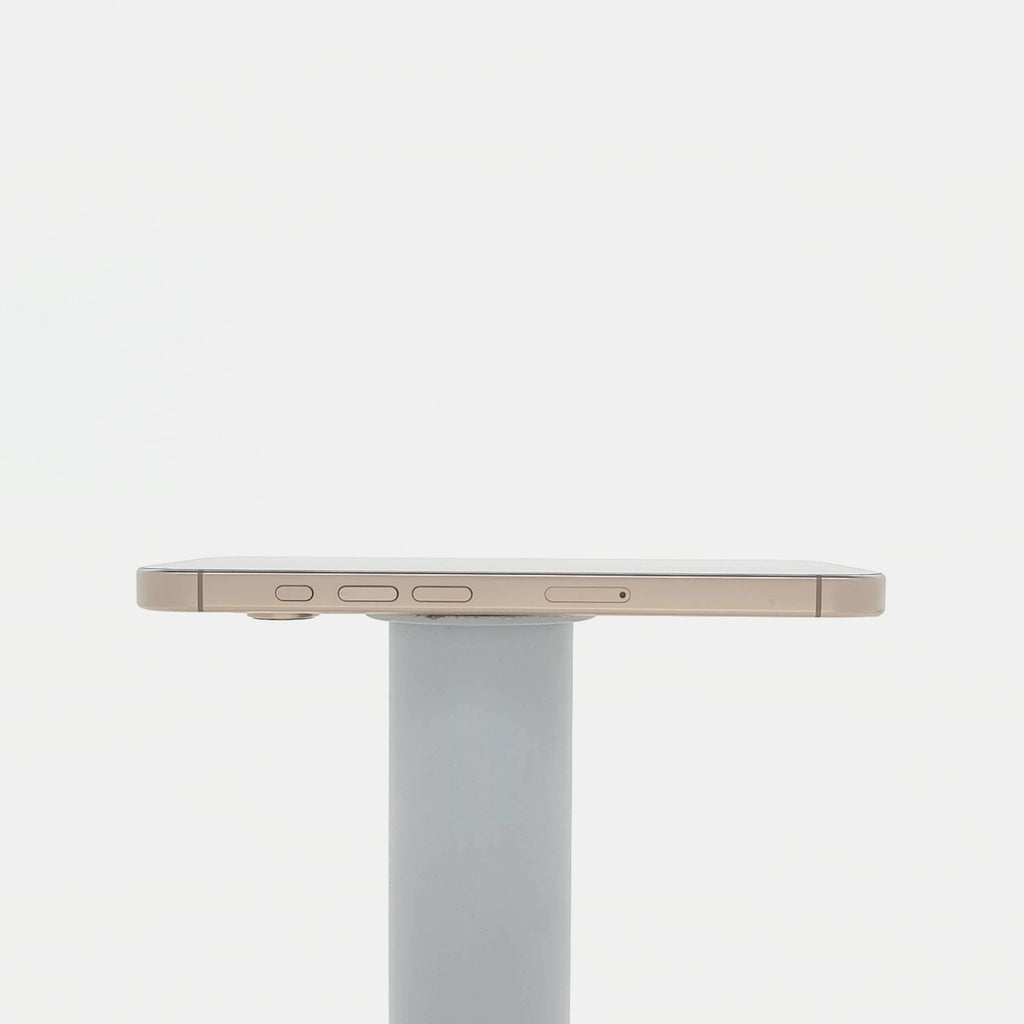 95新 Apple iPhone 16 Pro 256G 沙漠色鈦金屬 中國大陸版