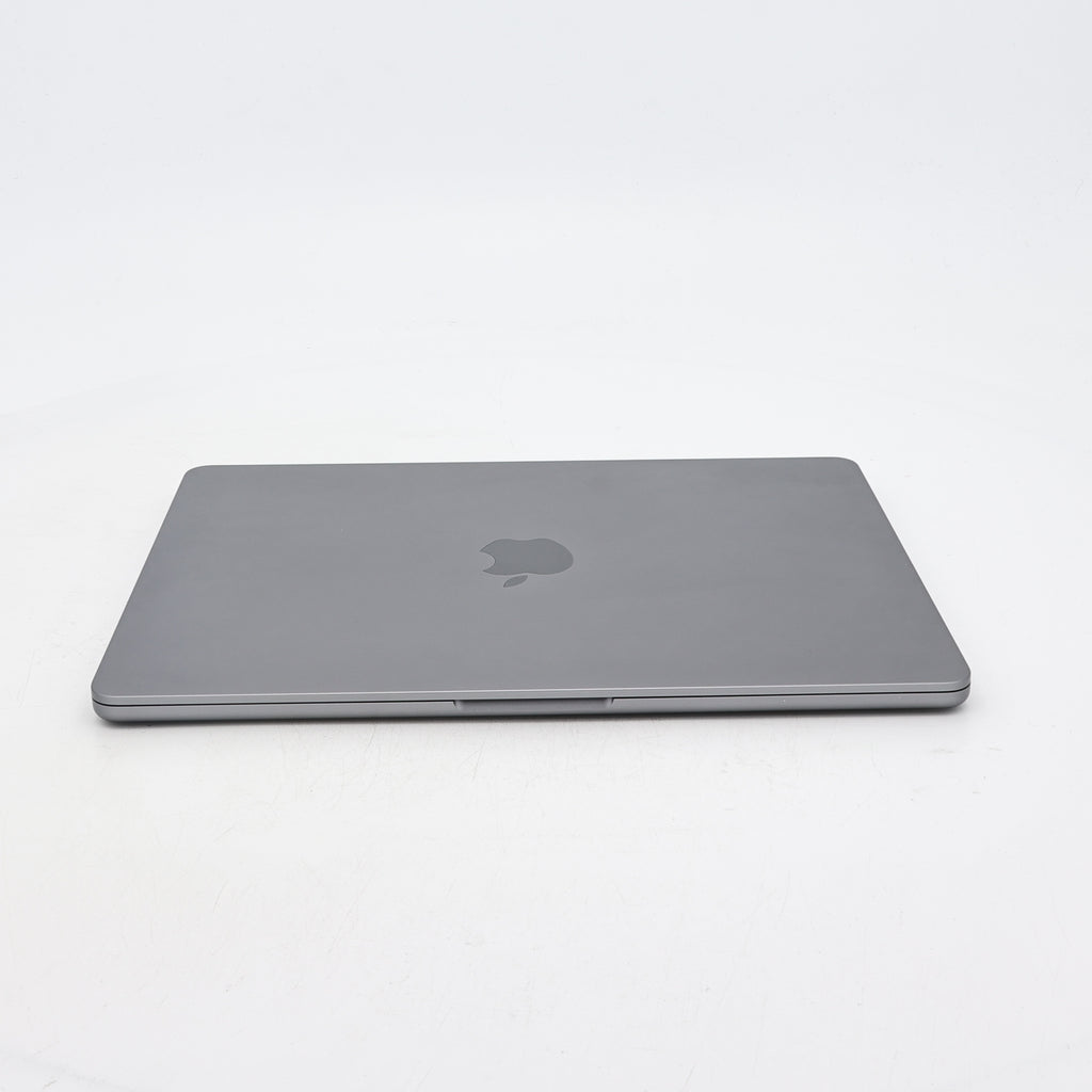 95新 Apple MacBook Air 22年 13寸 M2（8+10核） 16G RAM 256G SSD 深空灰色
