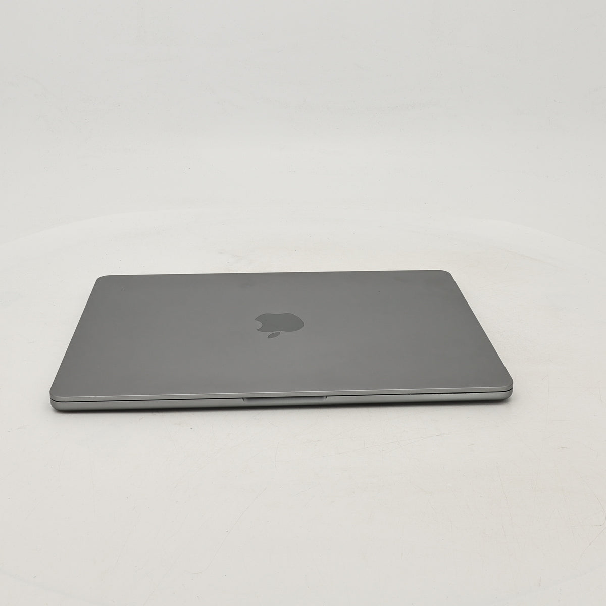 95新 Apple MacBook Air 22年 13寸 M2（8+8核） 8G RAM 256G SSD 深空灰色