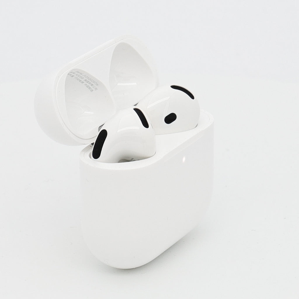 99新 Apple AirPods 4 (不支持主动降噪) 白色