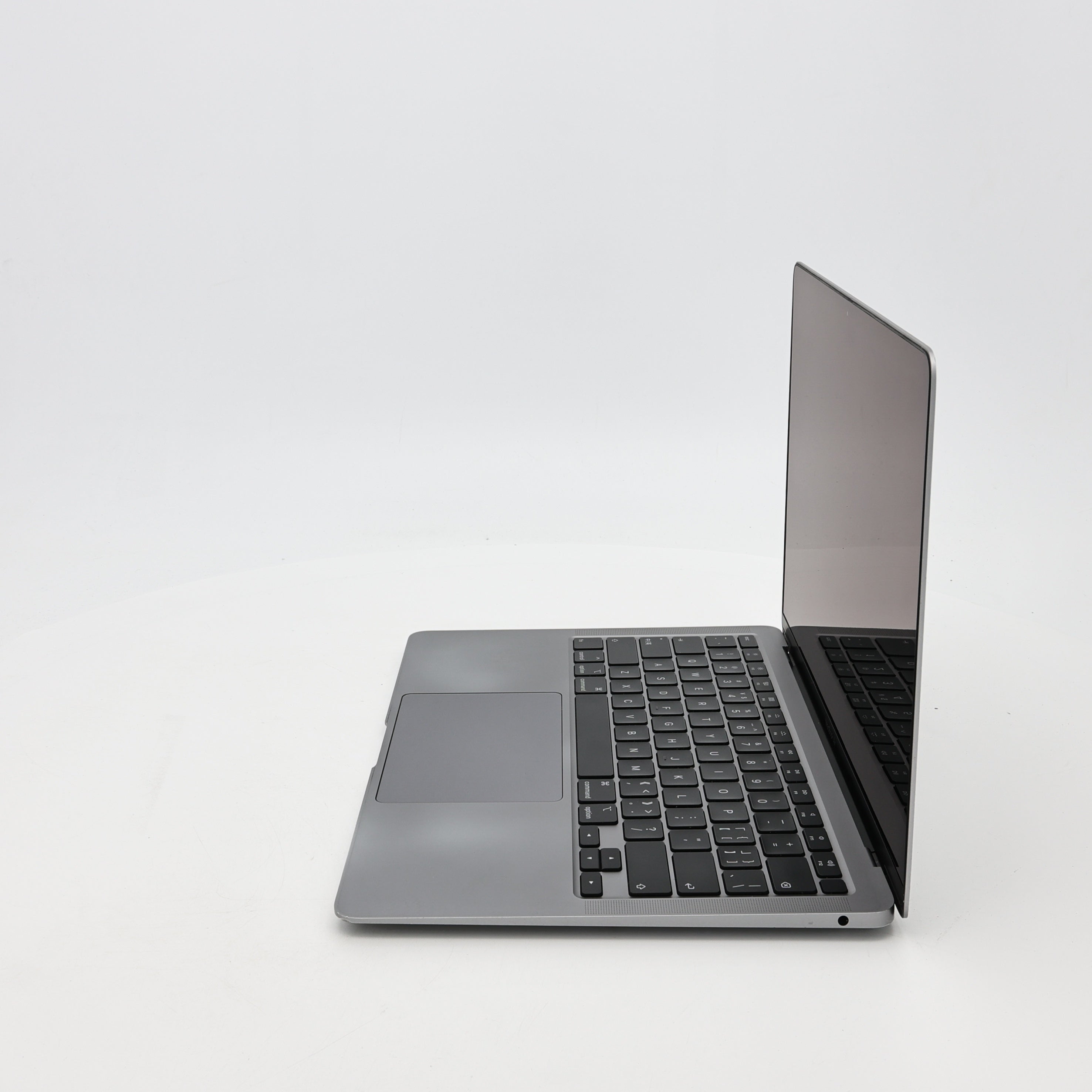 95新 Apple MacBook Air 20年 13寸 i5 1.1G 16G RAM 256G SSD 深空灰色